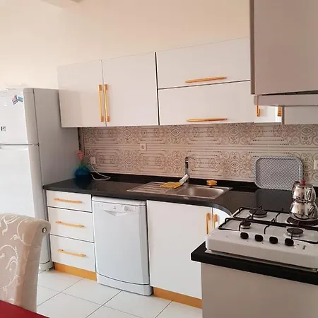 Ege Yildizi Sitesi Apartment *